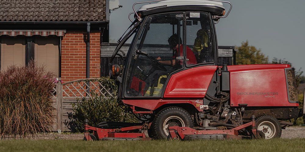 Trädgårdsanläggning i skåne  från idé till hållbar utemiljö